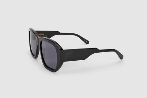 Broken Cosmo Allblack